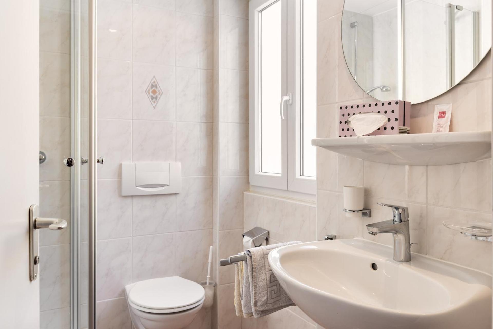 Hotel Bergfried & Schoenblick Bad Reichenhall Room photo