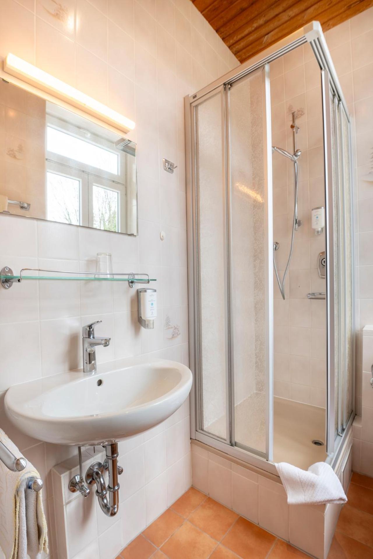 Hotel Bergfried & Schoenblick Bad Reichenhall Room photo